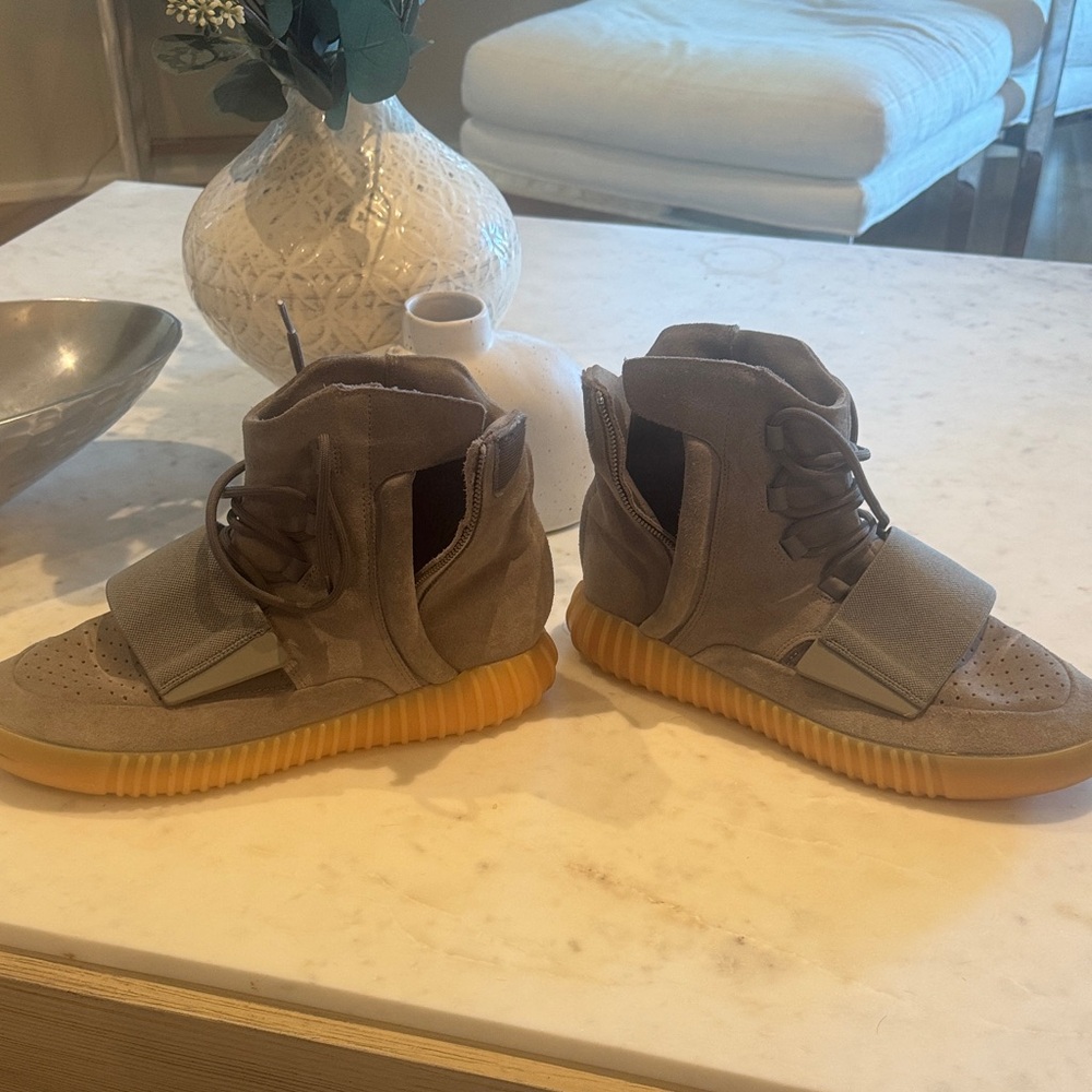 Yeezy High-Top Sneakers in Gray and Tan AUTHENTIC like new
